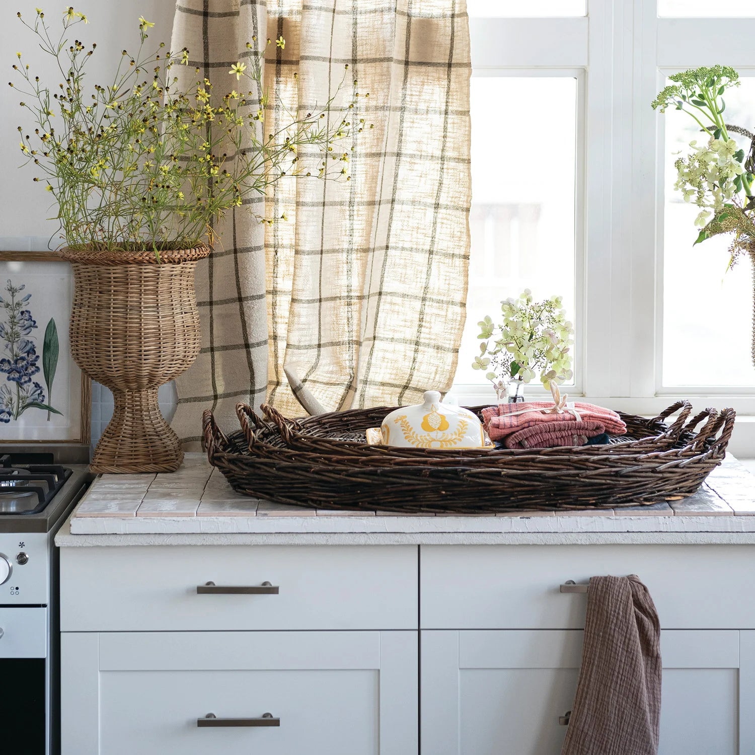 Hand-Woven Wicker Tray, 3 Size Options