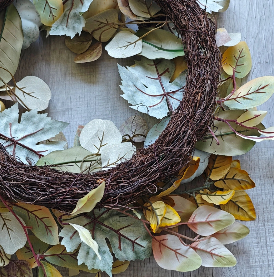 22" Fall Pumpkin Gourd Nut Wreath