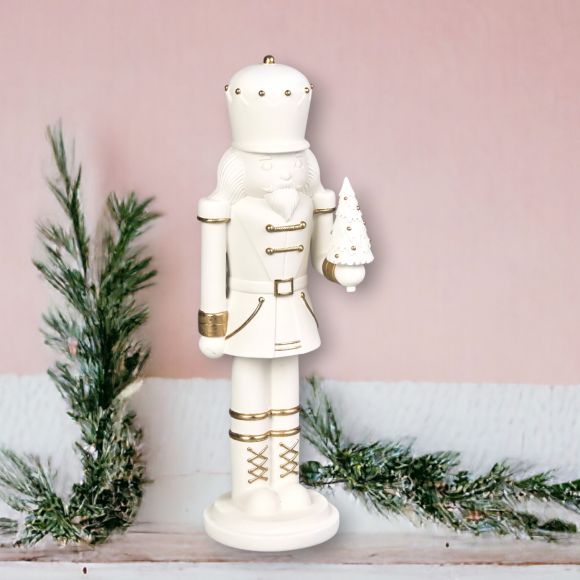 White and Gold Nutcracker, Style Options