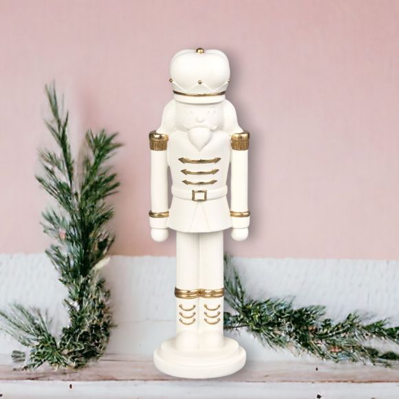 White and Gold Nutcracker, Style Options