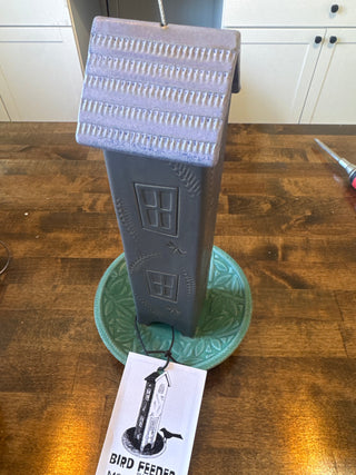 HBF-House Bird Feeder