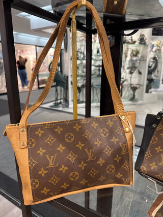 Pre Order Emma Shoulder Bag, 3 LV & 1 GG Style Options