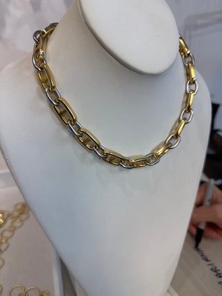 Pre order Mariana necklace