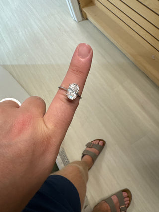 Pre order- Amanda 4.5ct moissanite ring