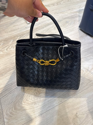 Pre order Jennifer bag