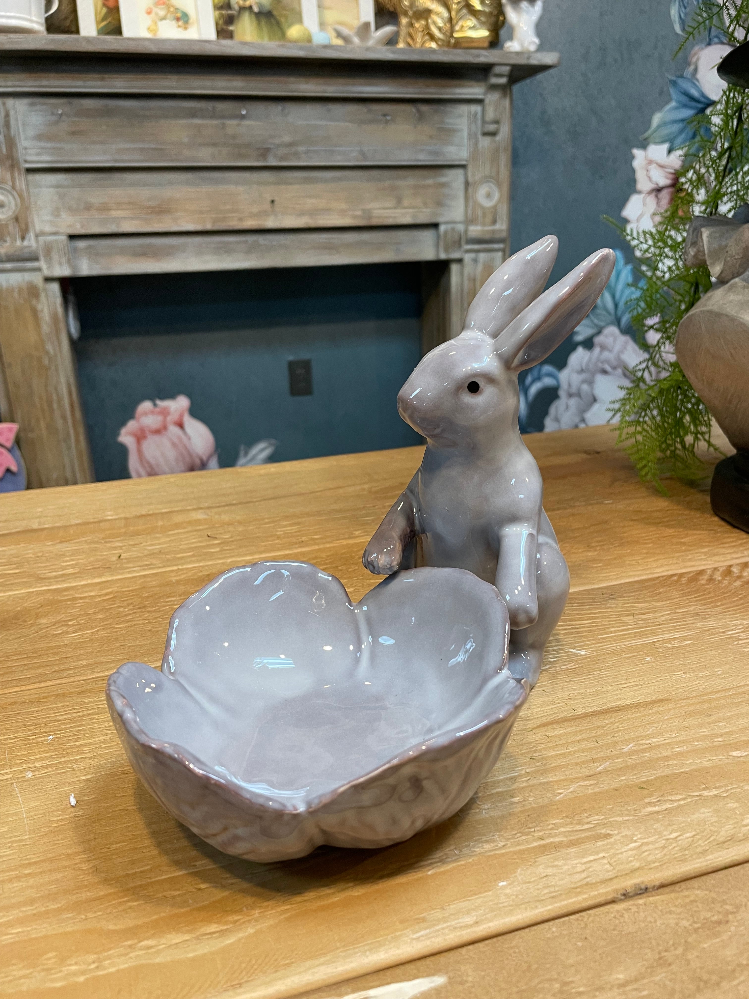 Stoneware Rabbit with Flower Shaped Bowl