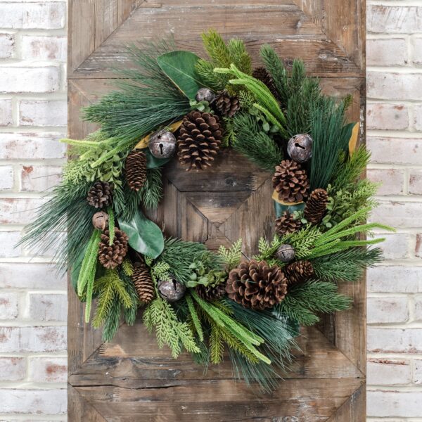 26" Mixed Green Wreath