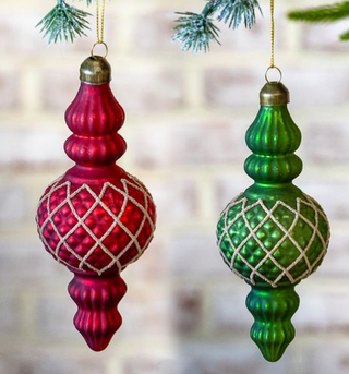 6" Checkered Pattern Ornament, 2 Color Options