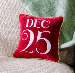 Red Velvet "Dec 25" Pillow