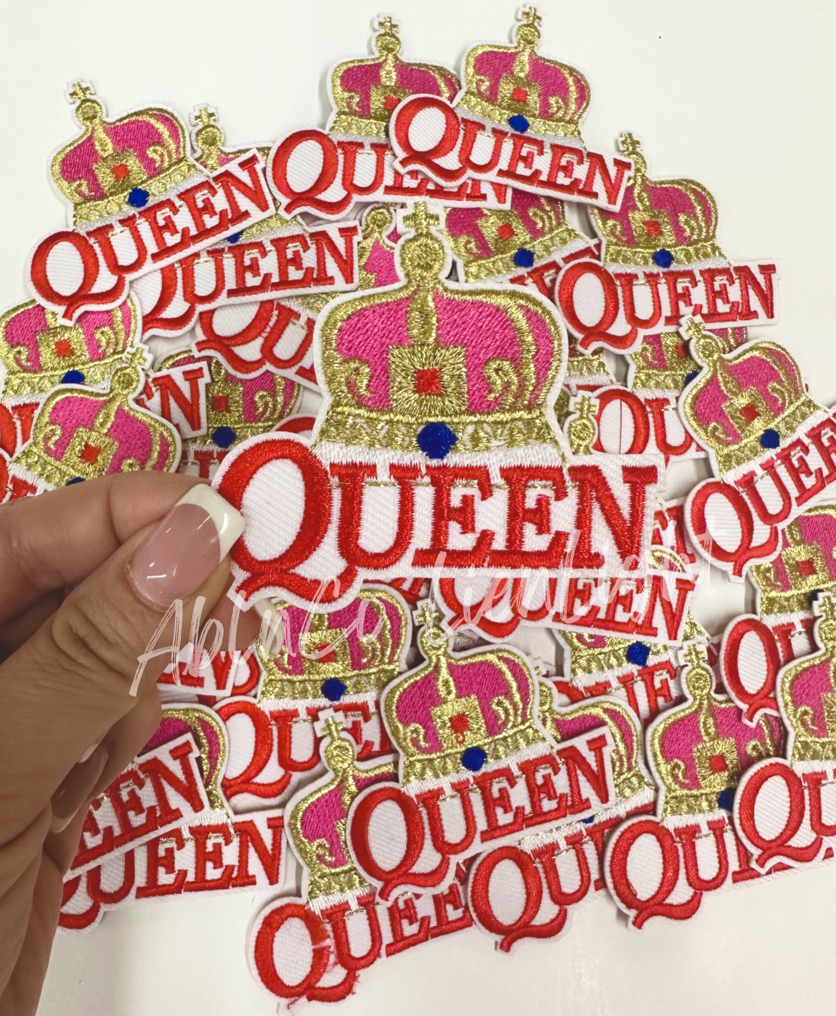 Queen embroidery patch iron on