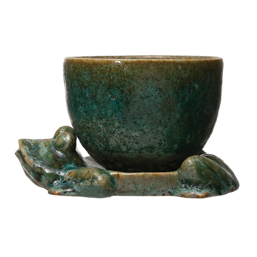 Stoneware Frog Planter with Saucer