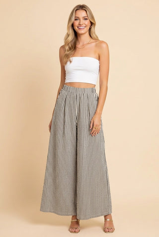 Striped Wide Leg Cropped Pants