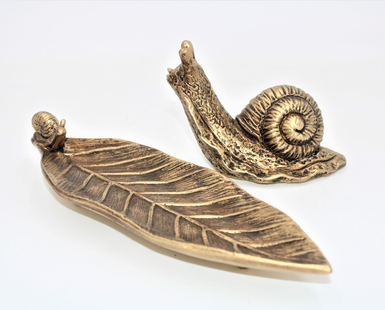 Small Resin Snail Décor, Antique Gold